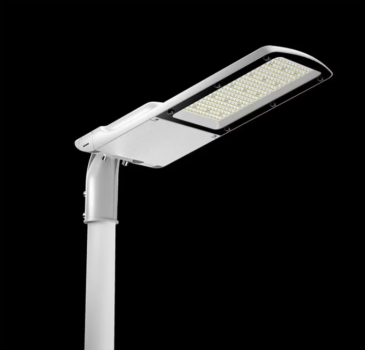 Quais são as vantagens das luzes da rua LED?